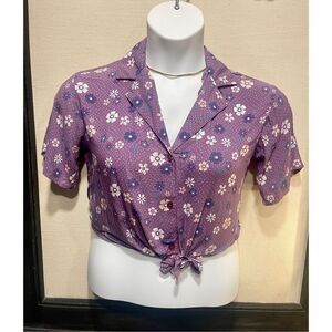 Selfie Floral Crop Top - Size Medium Juniors B3